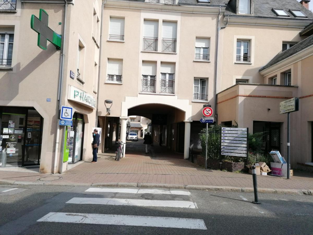 Charmant Appartement Centre Ville Le Ronsard Nogent-le-Rotrou Exterior photo